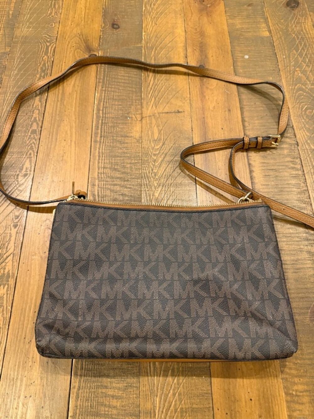 Michael Kors Jet Set Travel Double Zip Gusset Crossbody Bag – Brown
